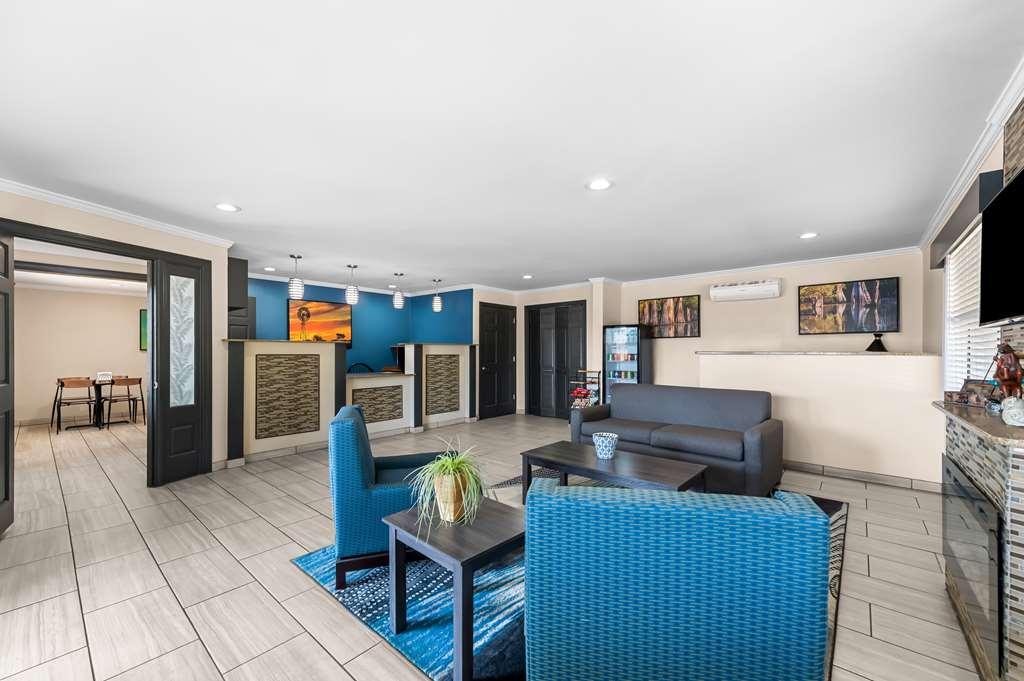 Best Western Delhi Inn Interior foto